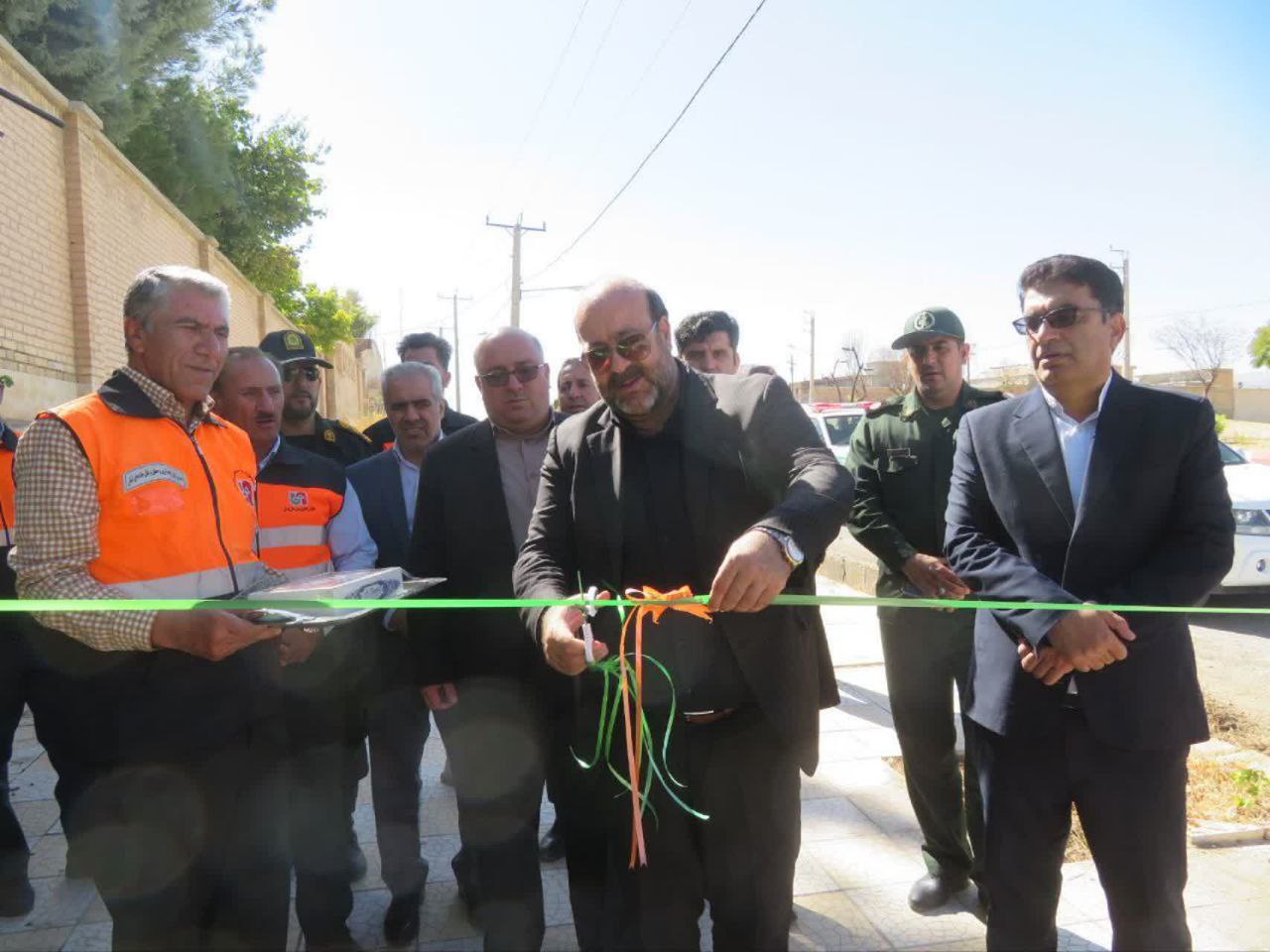 کلنگ‌زنی و افتتاح ۲۶ طرح و پروژه هفته دولت در شهرستان ایوان