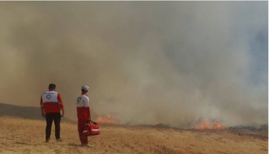 حضور ۱۵ تیم عملیاتی در صحنه اطفا و انتقال مصدومان آتش‌سوزی چرمین