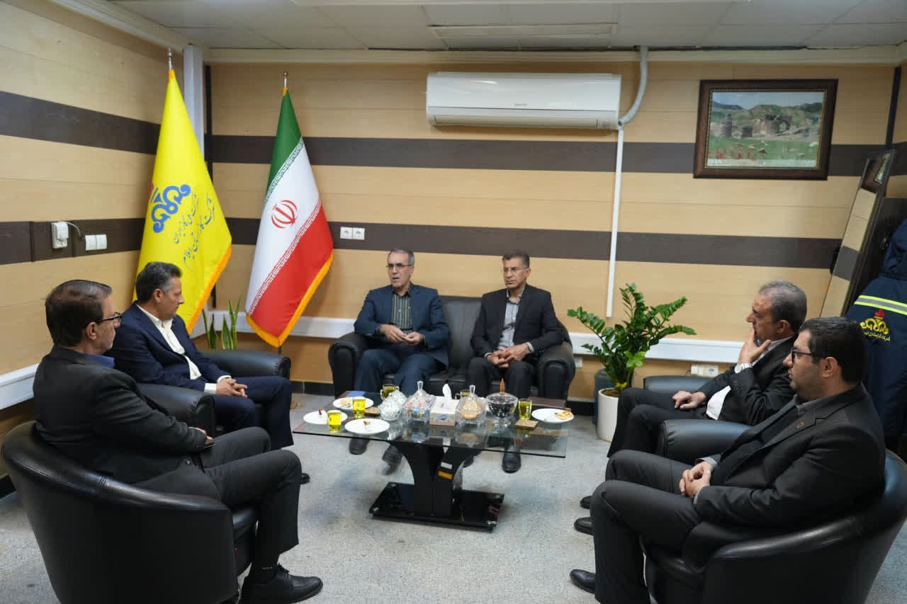 تسریع درگازکشی رایگان خانههای مدد جویان ایلامی