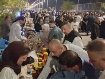بازدید استاندار واسط از غرفه های صنایع دستی