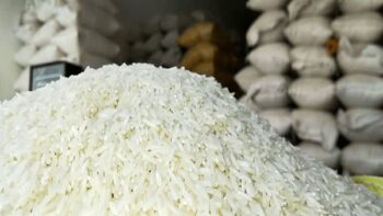 ضربه تعزیرات دره‌شهر به محتکر برنج